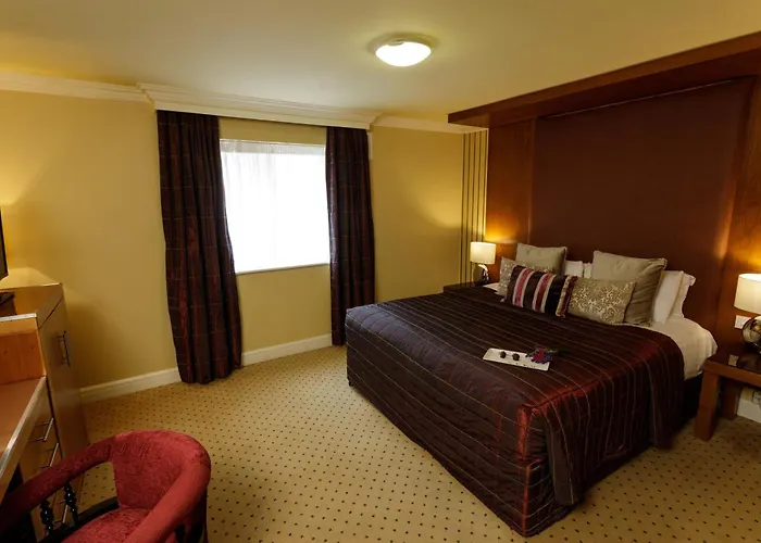 Hamlet Court Hotel Johnstown Bridge