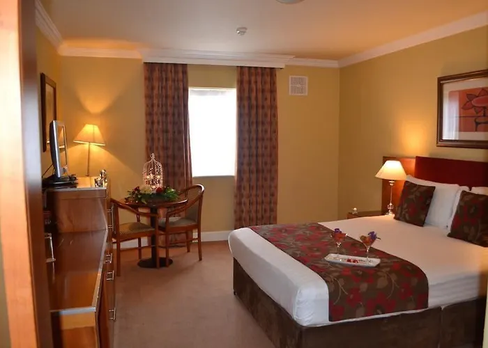 Hamlet Court Hotel Johnstown Bridge