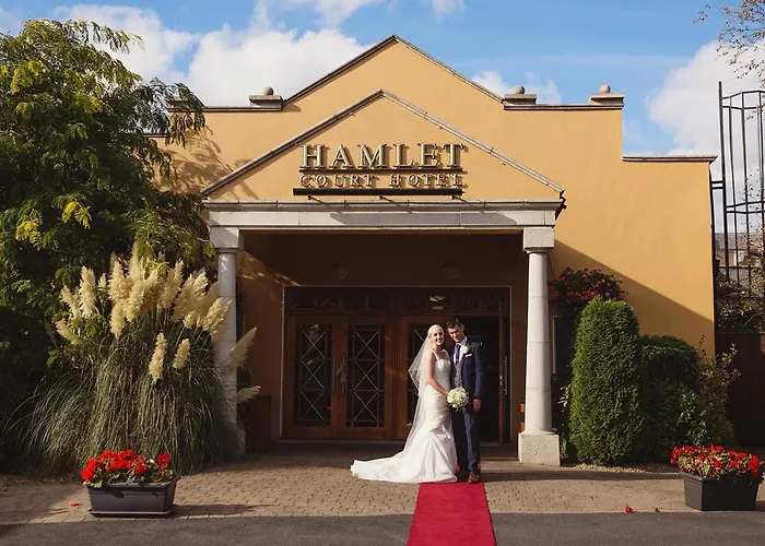 Hamlet Court Hotel